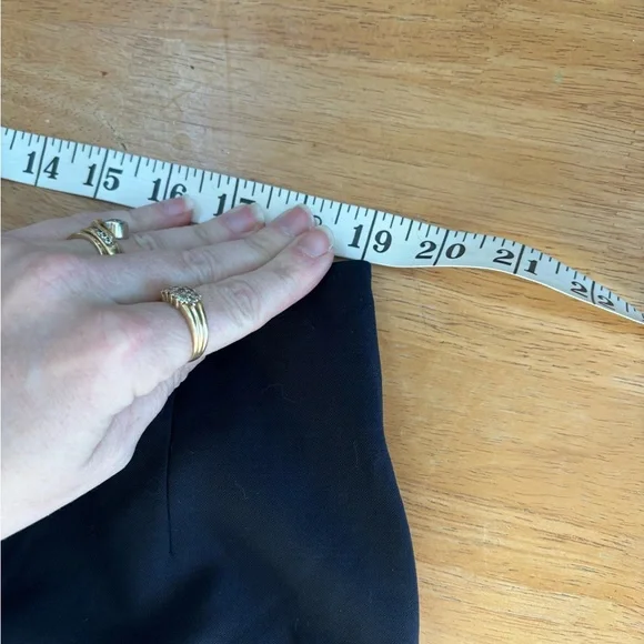 Oscar by Oscar De La Renta navy blue wool and leather trim pant suit 18W read - Picture 12 of 14